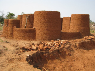 01 Tata Somba En Construction